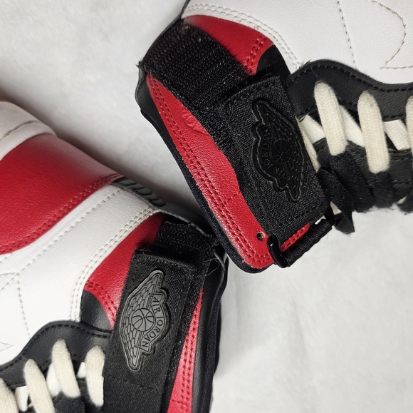 Nike Womens Air Jordan 1 Nova - Picture 4 of 7